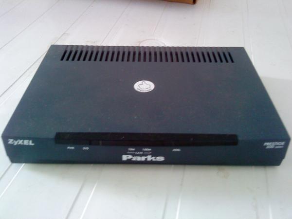 Modem ADSL Zyxel Parks 600 Series